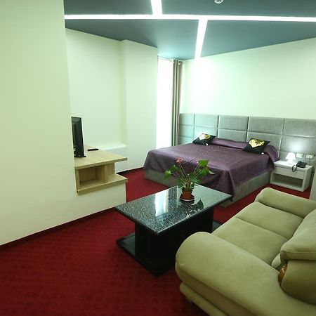 Hotel Vllaznia Shkodër 외부 사진