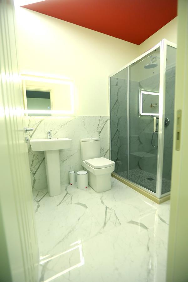 Hotel Vllaznia Shkodër 외부 사진