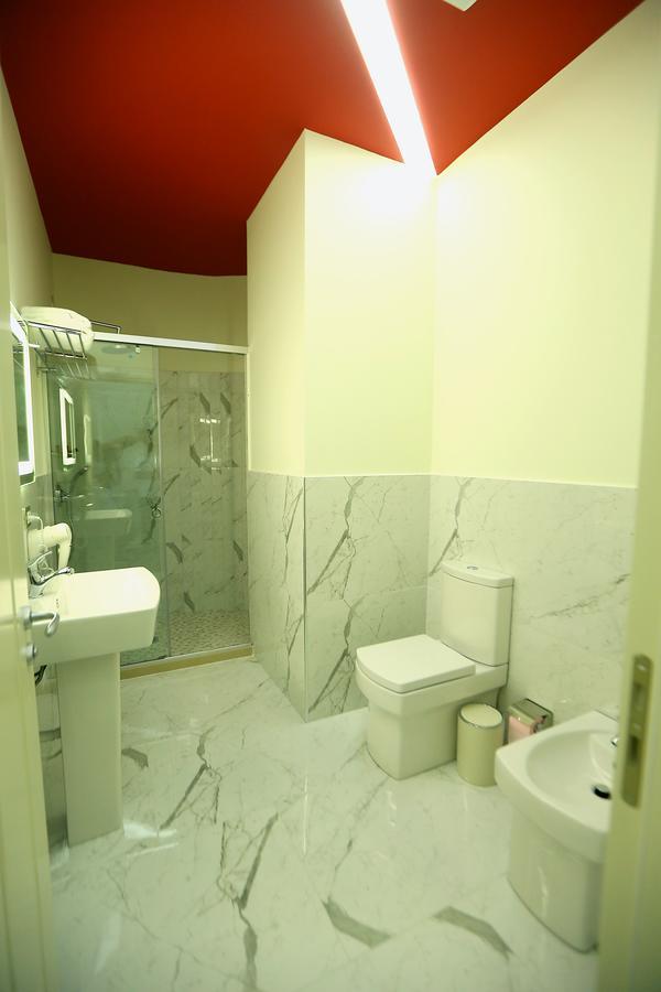 Hotel Vllaznia Shkodër 외부 사진
