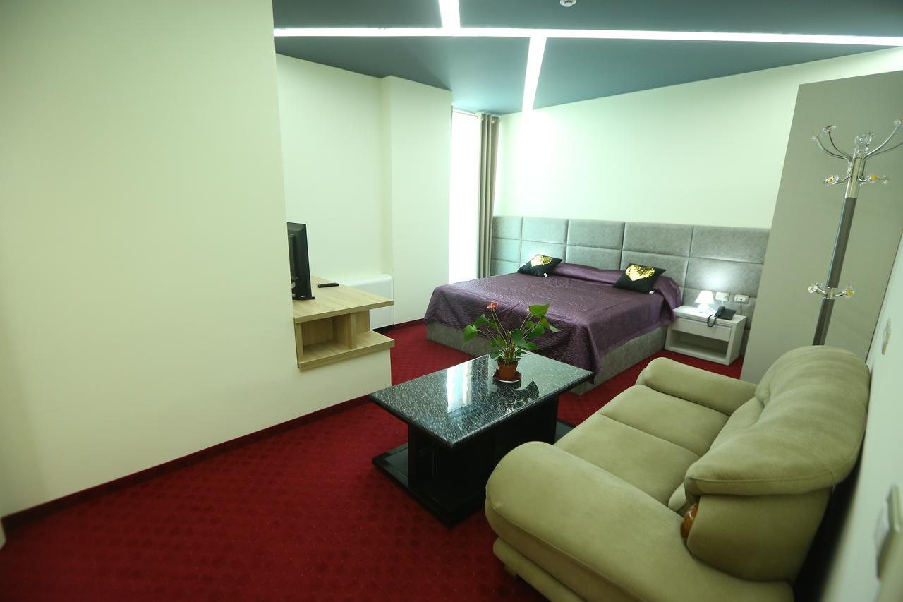 Hotel Vllaznia Shkodër 외부 사진